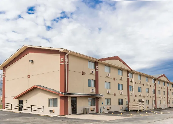 Super 8 By Wyndham Normal 2* Bloomington