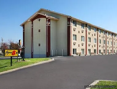 Hotel Super 8 By Wyndham Normal Bloomington